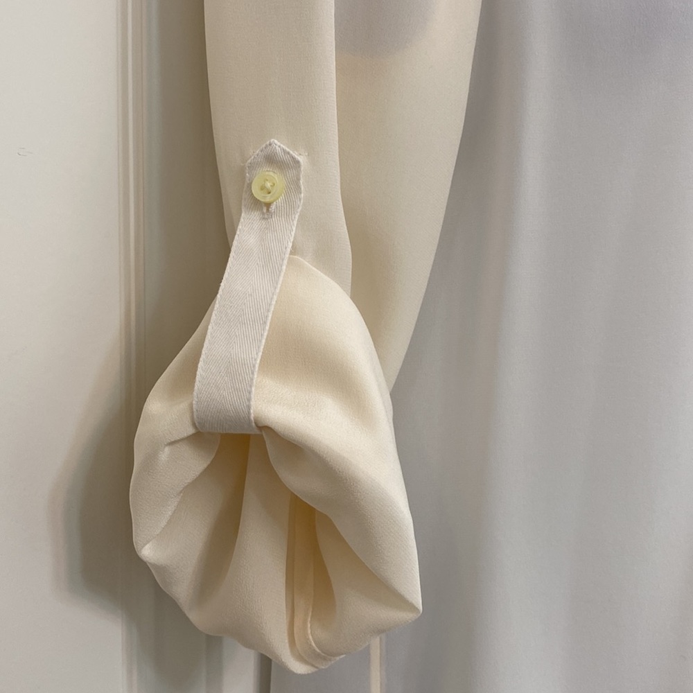 Banana Republic Silk Button Front Blouse Ivory S - Picture 3 of 6